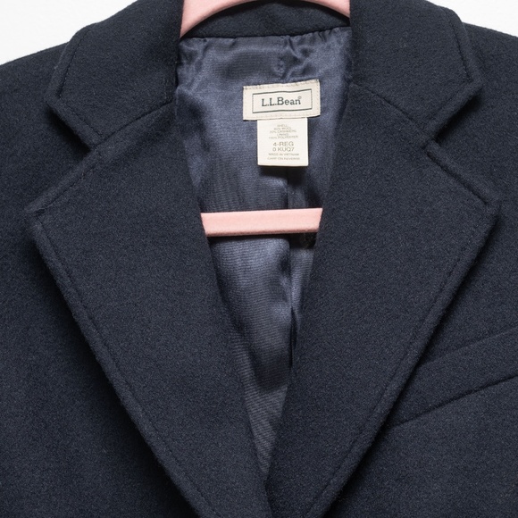 L.L. Bean Navy Blazer with Brass Buttons - Picture 4 of 6